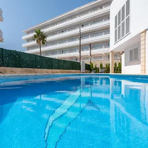 apartamentos-marivent-puerto-colom.balearic-islands.net/